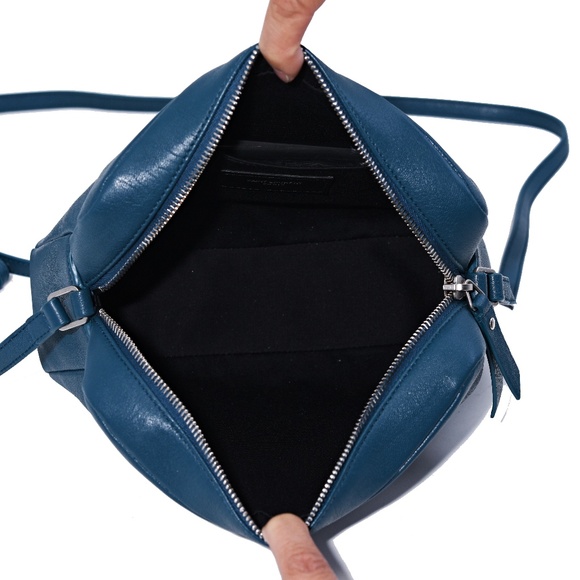 New Saint Laurent Monogram Lou Camera Leather Bag - Picture 6 of 8